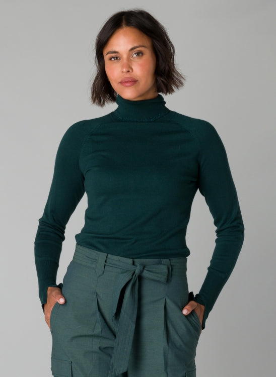 Neule, Ojasvini Green