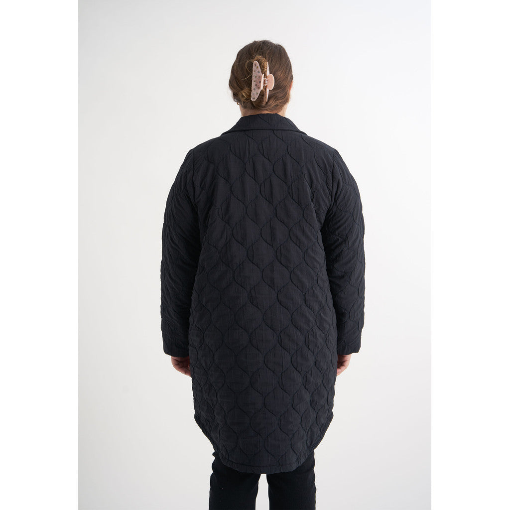 Takki, Cellia Black