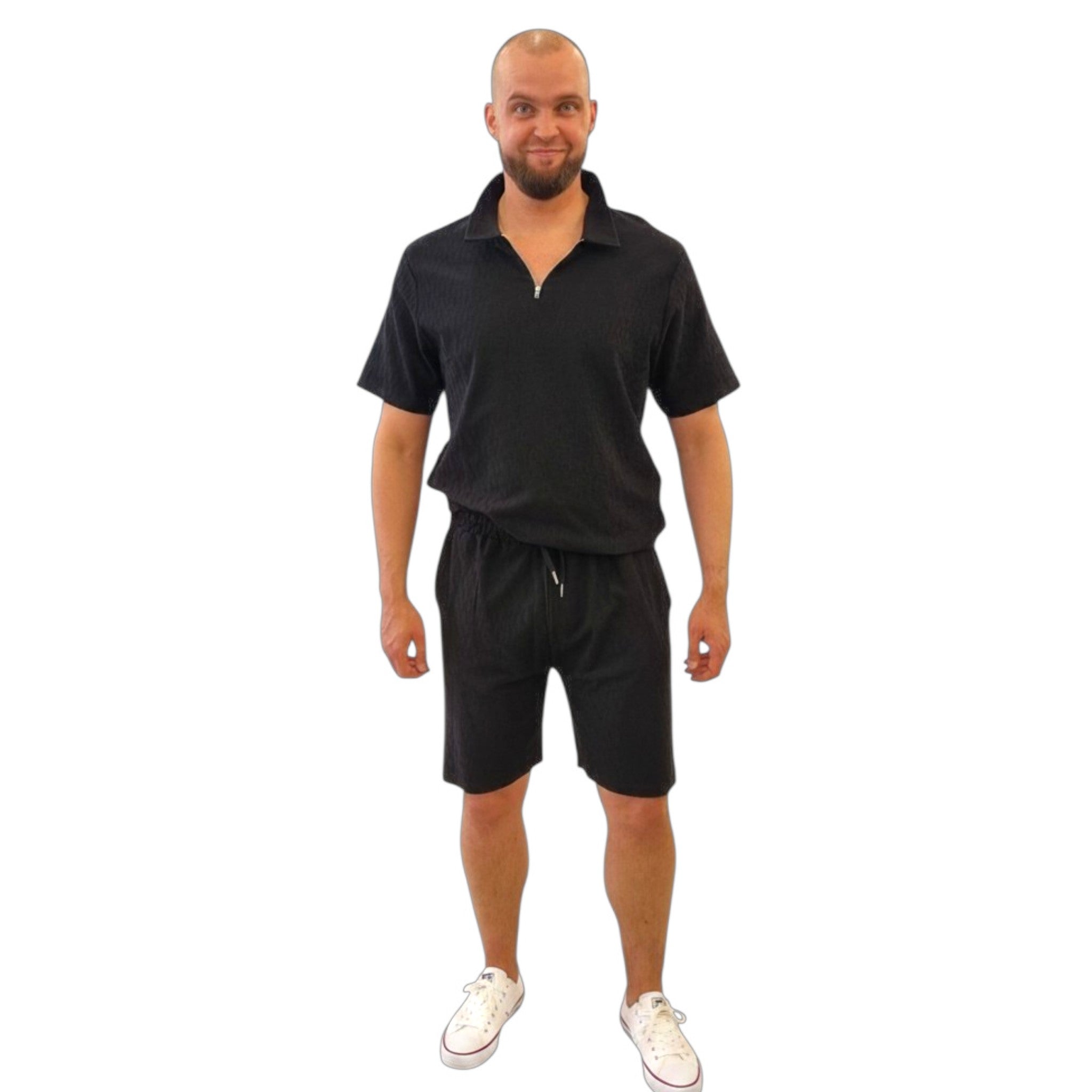 Shortsit, Bertel Black