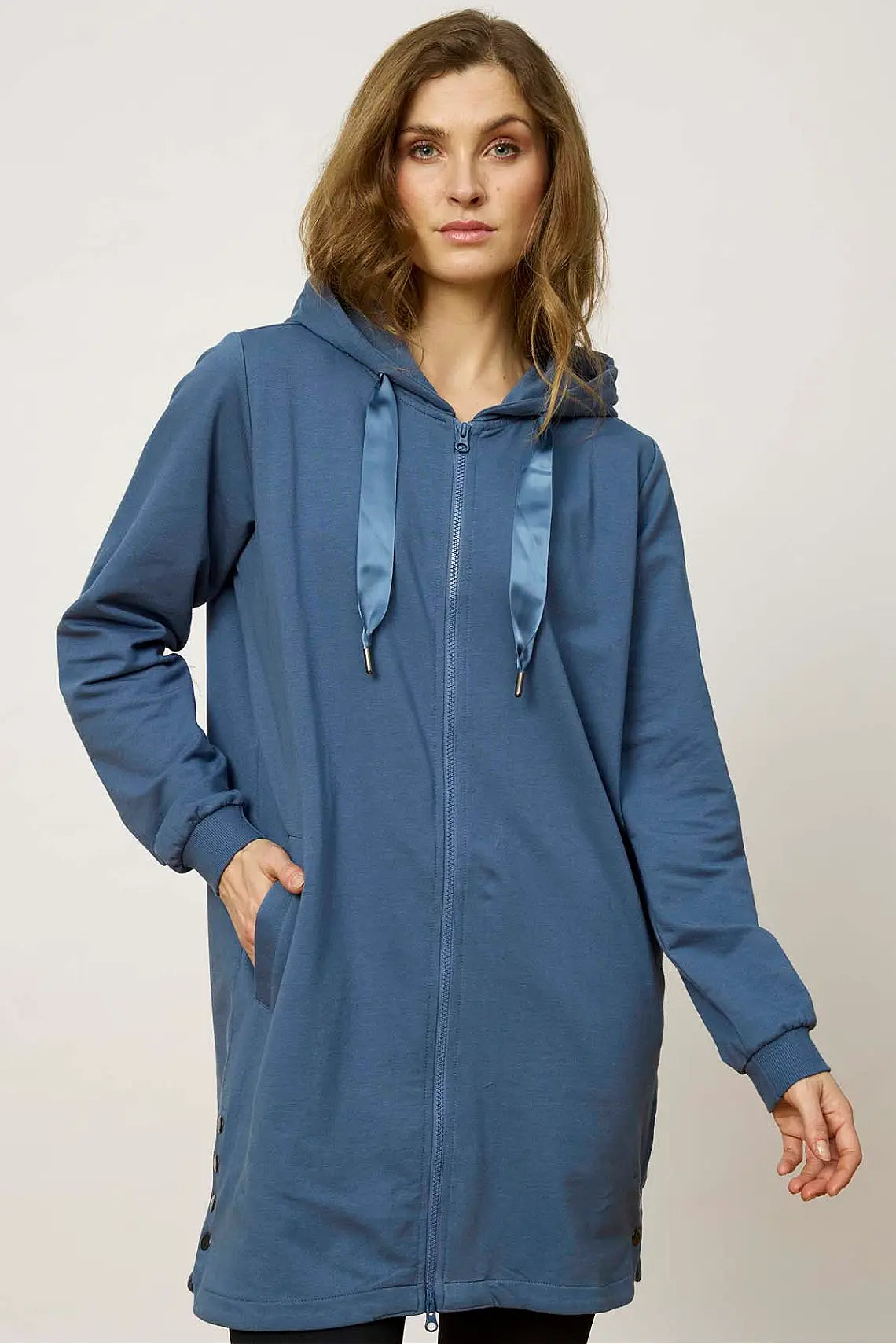 Hupparijakku, Elsa Blue