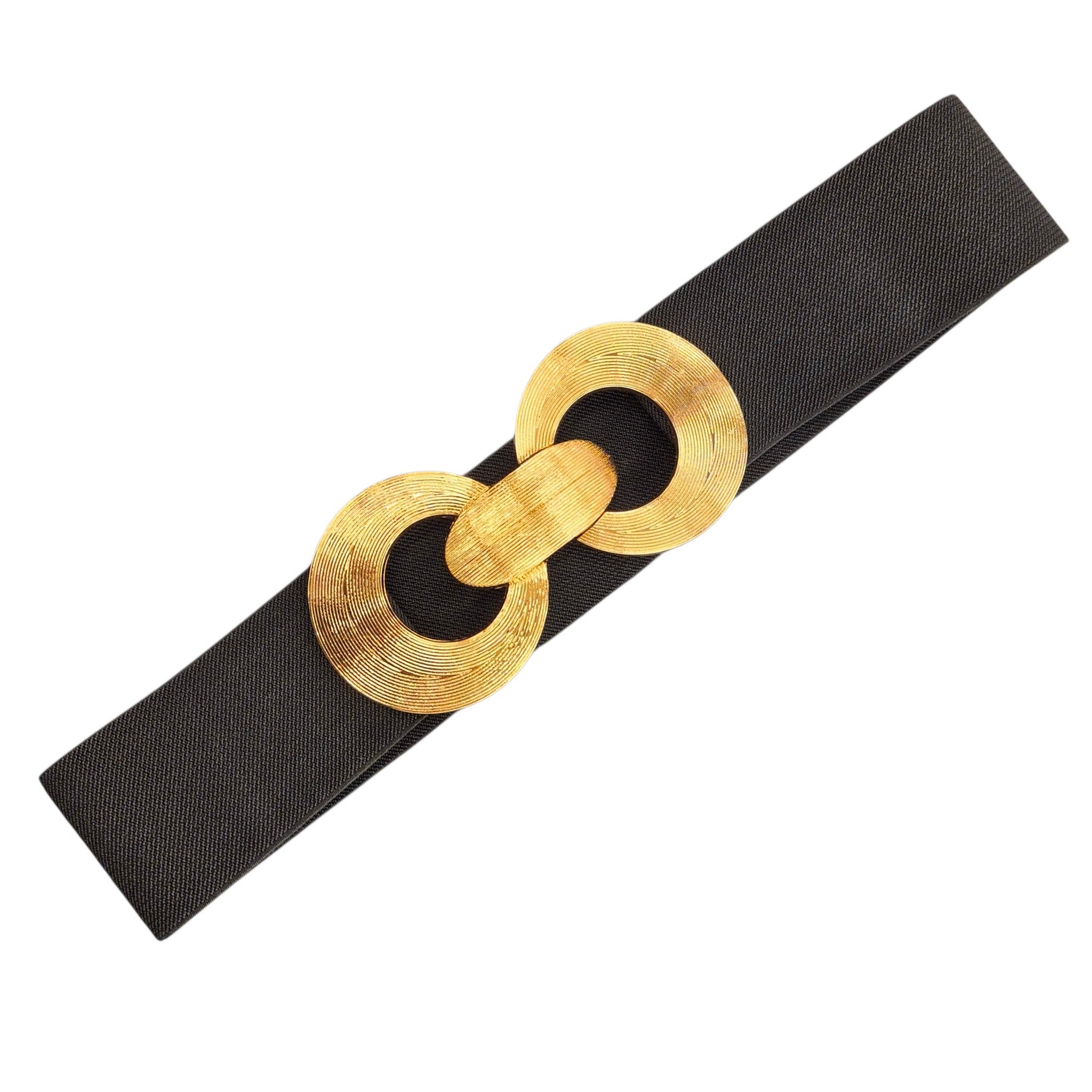 Vyö, Golden Buckle