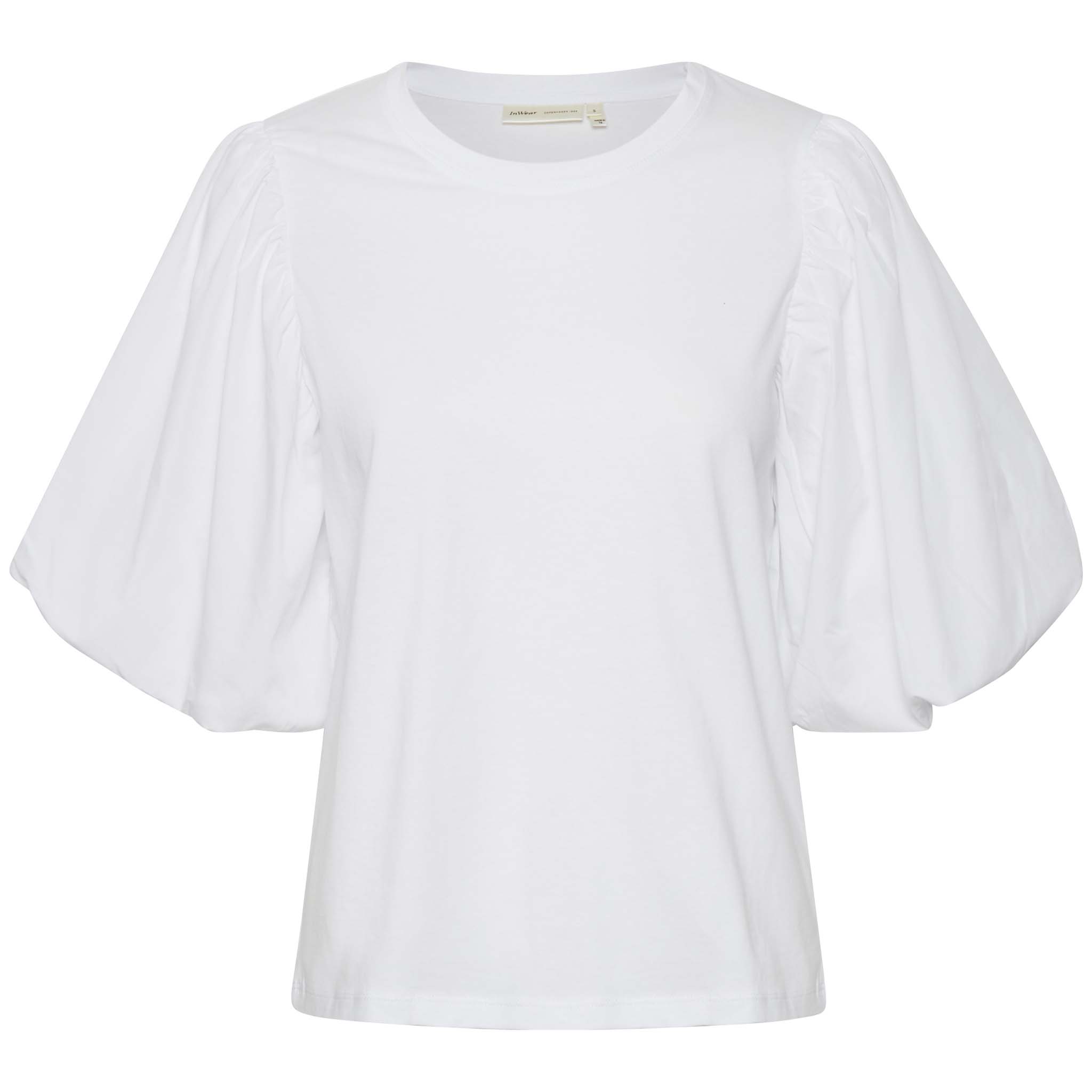 In Wear, valkoinen t-paita, jossa suuret puhvihihat. Etukuva.