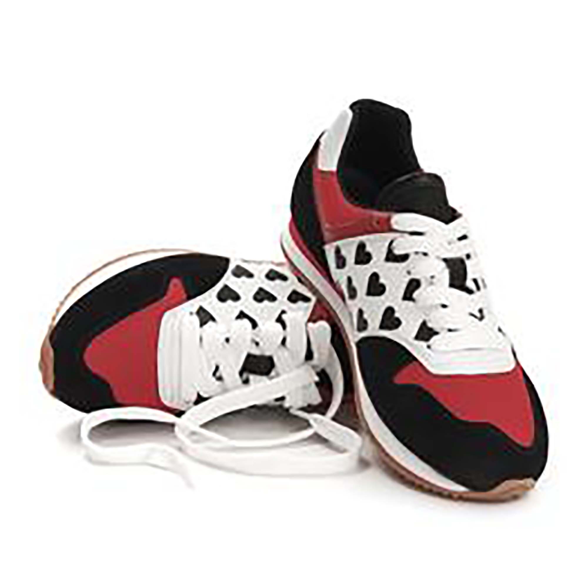 Lola Ramonalta lasten sneakerit, mustaa, punaista, valkoista ja sydämiä. Kuvassa molemmat kengät.
